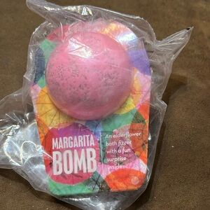 NWT Da Bomb Bath Margarita Bomb